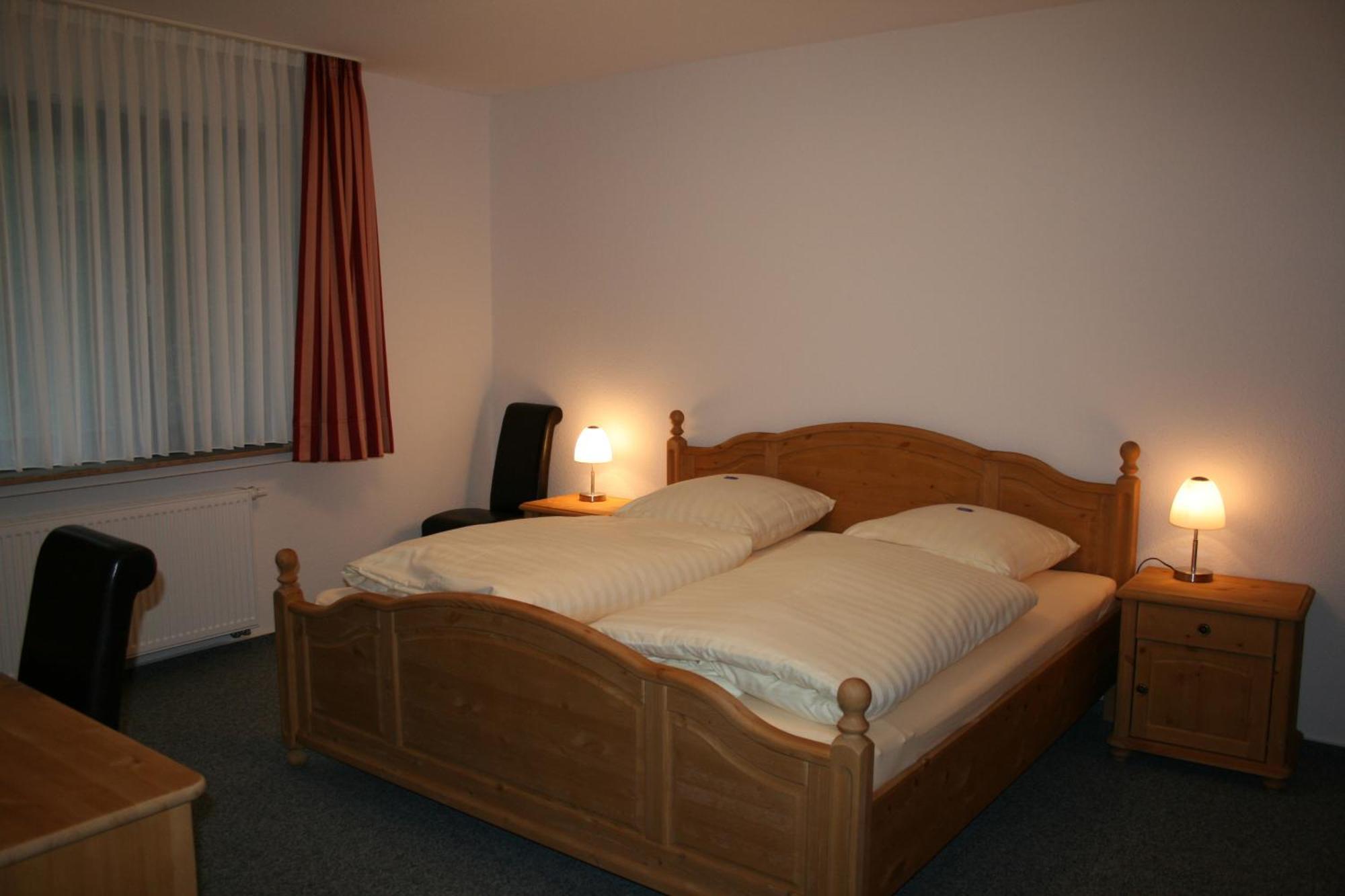 Wiefelstede Hellmanns Hotel Bremers Bauerndiele מראה חיצוני תמונה