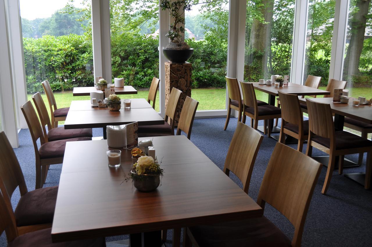 Wiefelstede Hellmanns Hotel Bremers Bauerndiele מראה חיצוני תמונה