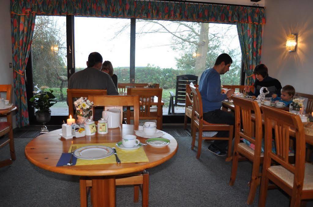 Wiefelstede Hellmanns Hotel Bremers Bauerndiele מראה חיצוני תמונה